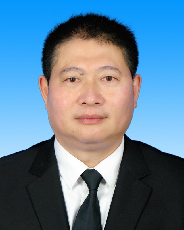 福州市农业农村局二级调研员朱裕富